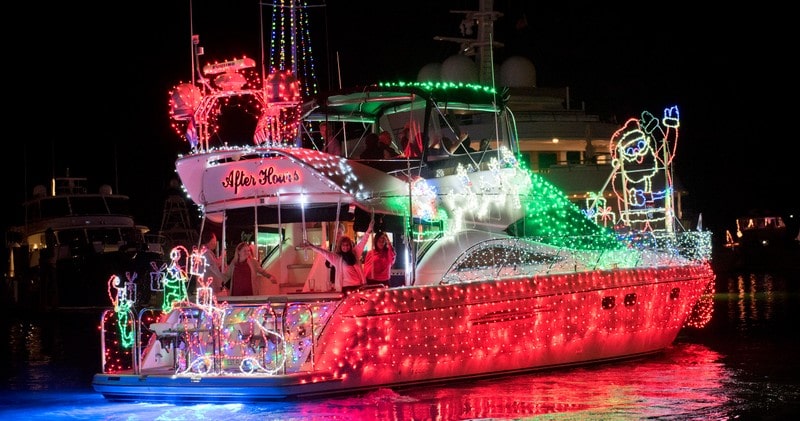 Echo Catamaran Holiday Boat Parade